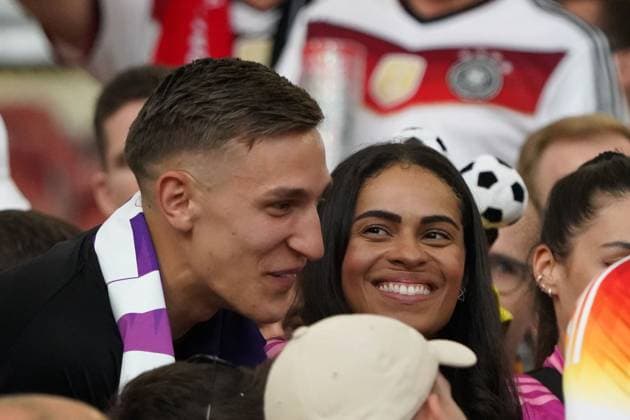 EURO 2024, Football, UEFA Euro 2024, EM 2024, Group stage, Group A, Germany Hungary, 19 06 2024, Stuttgartarena Stuttgart Nico Schlotterbeck , girlfriend Sabrina Germany, action, single picture