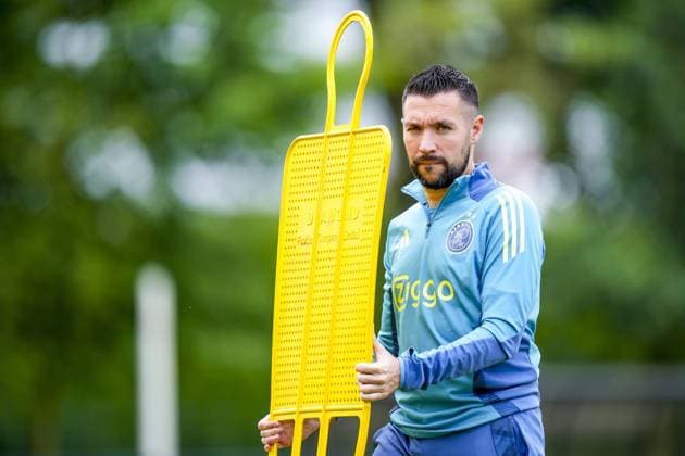 AMSTERDAM , 20-06-2024 , De Toekomst , Dutch Eredivisie , season 2024 2025 , Football . First training Ajax . Ajax coach Francesco Farioli First training Ajax  x25538749x Copyright: