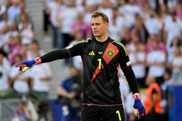 19 06 2024, xjrdrx, European Football Championship 2024, Germany Hungary emspor, v l Manuel Neuer German National Football Team DFB DFL DFB REGULATIONS PROHIBIT ANY USE OF PHOTOGRAPHS as IMAGE SEQUENCES and or QUASI VIDEO Stuttgart