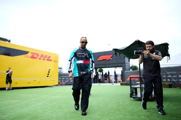 F1 Grand Prix of Spain - Previews Lewis Hamilton of Great Britain and Mercedes AMG Petronas F1 Team walks on the paddock during previews ahead of the F1 Grand Prix of Spain at Circuit de Barcelona-Catalunya on June 20, 2024, in Barcelona, Spain. Barcelona Circuit de Barcelona-Catalunya Catalunya Spain RL_GPF1ESP24_00004 Copyright: xRicardoxLarreinax