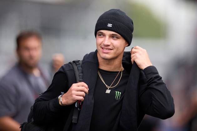 F1 Grand Prix of Spain - Previews Lando Norris of Great Britain and McLaren Formula 1 Team looks on during previews ahead of the F1 Grand Prix of Spain at Circuit de Barcelona-Catalunya on June 20, 2024, in Barcelona, Spain. Barcelona Circuit de Barcelona-Catalunya Catalunya Spain RL_GPF1ESP24_00017 Copyright: xRicardoxLarreinax