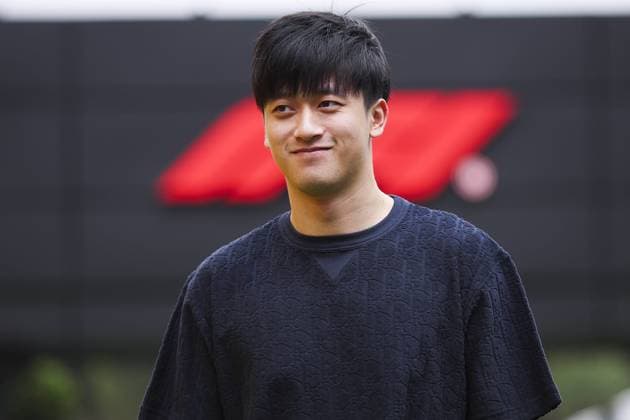 ZHOU Guanyu (chi), Stake F1 Team Kick Sauber C44, portrait during the Formula 1 Aramco Gran Premio de Espana 2024, 10th round of the 2024 Formula One World Championship, WM, Weltmeisterschaft from June 21 to 23, 2024 on the Circuit de Barcelona-Catalunya, in Montmeló, Spain - F1 - SPANISH GRAND PRIX 2024 DPPI Panoramic  240620_R10_SPAGNA_DP_EA012048