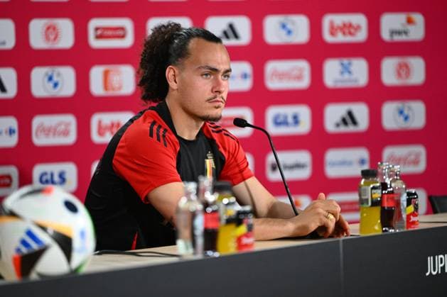 Belgium Media Activities - UEFA EURO, EM, Europameisterschaft,Fussball 2024 20 06 2024 FREIBERG AM NECKA, GERMANY - JUNE 20 : Theate Arthur defender of Belgium talking to the press during a press conference, PK, Pressekonferenz of the Belgian Red Devils at the UEFA EURO 2024 European Football Championship tournament on June 20, 2024 in Freiberg am Necka, Germany, 20 06 2024 Freiberg am Necka Germany  Copyright: xVincentxKalutx