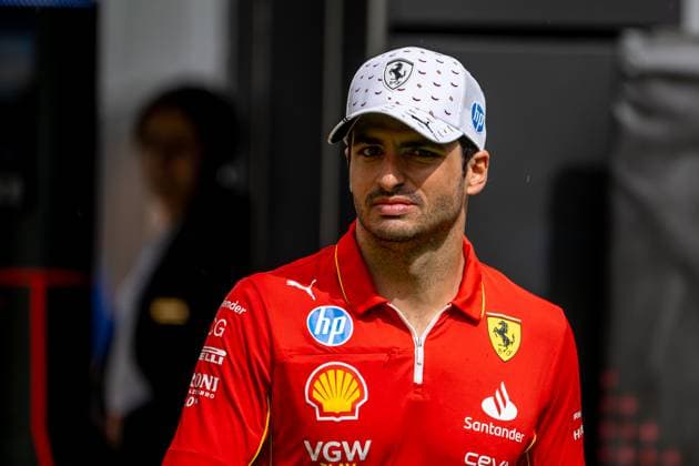 MONTMELO, SPAIN: Carlos Sainz, racing for the Ferrari team during the 2024 Formula 1 Spanish Grand Prix at the Circuit de Barcelona-Catalunya in Montmelo, Spain