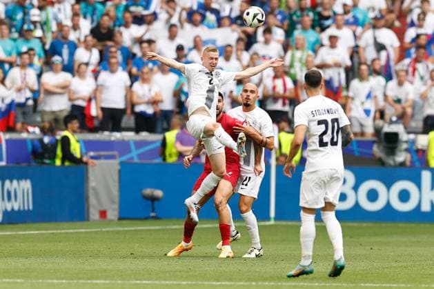 MUNCHEN, 20-06-2024, Allianz Arena. European Football Championship Euro2024, Group stage match no.18 between Slovenia and Serbia, Slovenia player Zan Karnicnik Slovenia - Serbia (Euro2024)  x25540858x Copyright: