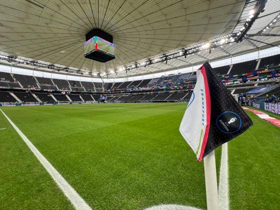 Corner flag in the EM Stadium Frankfurt and the roof closed until Monday due to bad weather Frankfurt 20 06 2024 England vs Denmark, EURO2024 M17, Group C, EM Arena Frankfurt