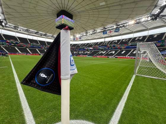 Corner flag in the EM Stadium Frankfurt and the roof closed until Monday due to bad weather Frankfurt 20 06 2024 England vs Denmark, EURO2024 M17, Group C, EM Arena Frankfurt