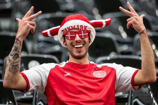 UEFA EURO 2024 Denmark England 20 06 2024 Fan of Denmark UEFA EURO 2024 Denmark England Frankfurt Arena, Frankfurt am Main 20 06 2024 Copyright: xBEAUTIFULxSPORTS Buriakovx