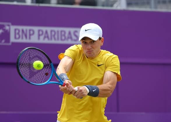 20th June 2024; Cinch Championships, Queens Club, West Kensington, London, England: Cinch Championships Queens Club, Day 4; Jack Draper (GBR) with a backhand shot to Carlos Alcaraz (ESP), mens singles match  ActionPlus12657296 JohnxPatrickxFletcher