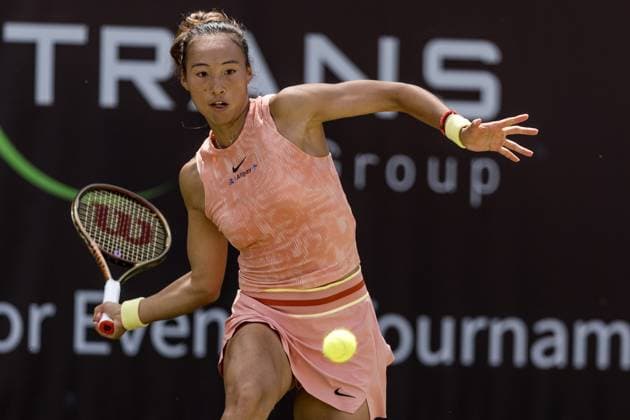 20th June 2024; Rot Weiss Tennis Club, Grunewald, Berlin, Germany; ecotrans WTA, Tennis Damen Ladies 500 Tennis German Open Berlin, Day 4; Qinwen Zheng during her singles match versus Katerina Siniakova  ActionPlus12657303 FotoxOlimpik