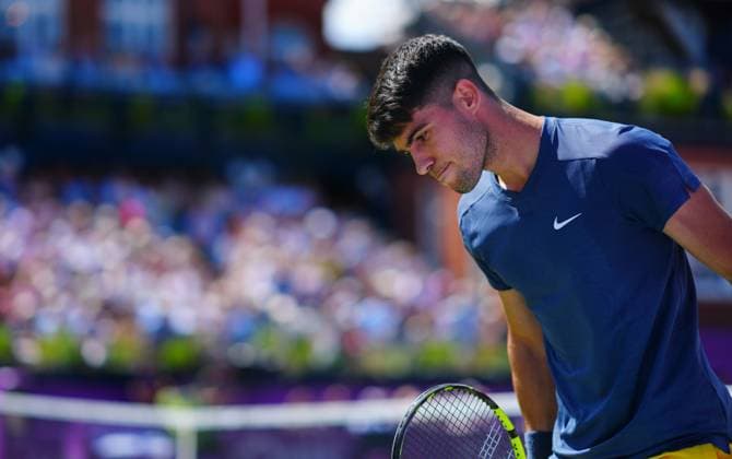Carlos Alcaraz reacts during his loss to Jack Draper Cinch Championships, Day 4, Tennis, Queen s Club, London, UK - 20 June 2024  Copyright: xJavierxGarcia Shutterstockx 14543333ab
