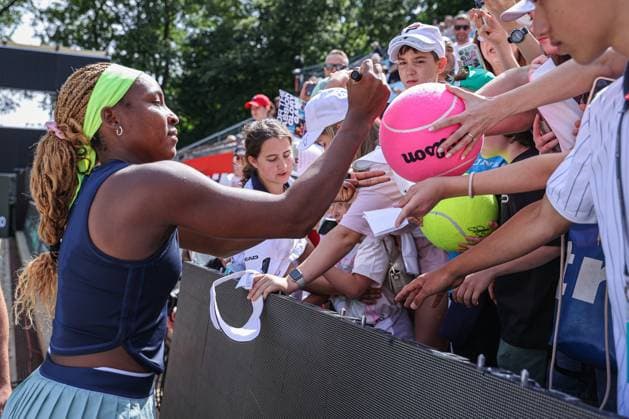 Coco GAUFF USA Autographs, ecotrans Ladies Open 2024, Berlin, LTTC Rot Weiß , 20 06 2024, Copyright: xClaudioxGärtnerx