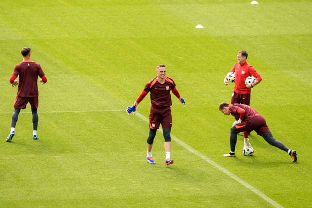 SOCCER - UEFA EURO, EM, Europameisterschaft,Fussball 2024 BERLIN,GERMANY,20.JUN.24 - UEFA EURO 2024, group stage, Austria vs Poland, preview, training Team POL. Image shows the team of POL.  GEPAxpictures xJohannesxFriedl