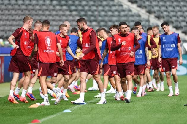 SOCCER - UEFA EURO, EM, Europameisterschaft,Fussball 2024 BERLIN,GERMANY,20.JUN.24 - UEFA EURO 2024, group stage, Austria vs Poland, preview, training Team POL. Image shows the team of POL.  GEPAxpictures xArminxRauthner
