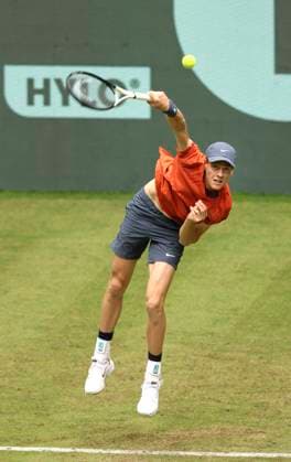 photo Jannik SINNER ITA here serving defeated Fabian Marozsan Tennis Tournament Terra Wortmann Cup at Gerry Weber Sportpark OWL Arena in Halle Westfalen Thu 20 06 2024
