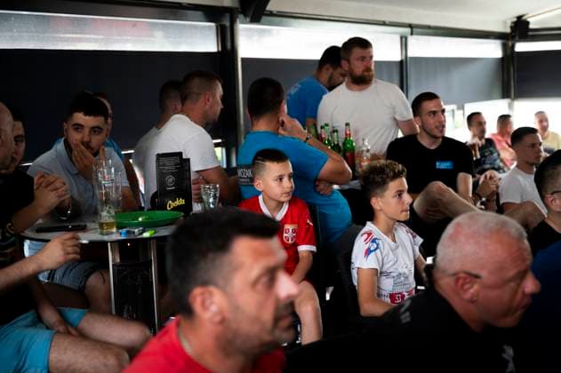 serbian fans 20.06.2024 - UEFA European Football Championship, Slovenia : Serbia - fans watching the match in Fuzine, Ljubljana, Slovenia. Ljubljana Slovenia  Copyright: xNikxErikxNeubauerx DSC_0072