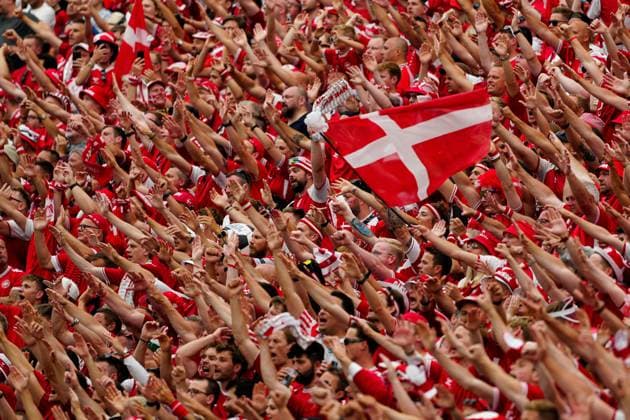 Denmark fans enjoy the atmosphere Denmark v England, UEFA European Championship, EM, Europameisterschaft 2024, Group C, Football, Frankfurt Arena, Frankfurt, Germany, 20 Jun 2024 EDITORIAL USE ONLY No use with unauthorised audio, video, data, fixture lists, club league logos or live services. Online in-match use limited to 120 images, no video emulation. No use in betting, games or single club league player publications.  Copyright: xDavexShopland Shutterstockx 14543694ae