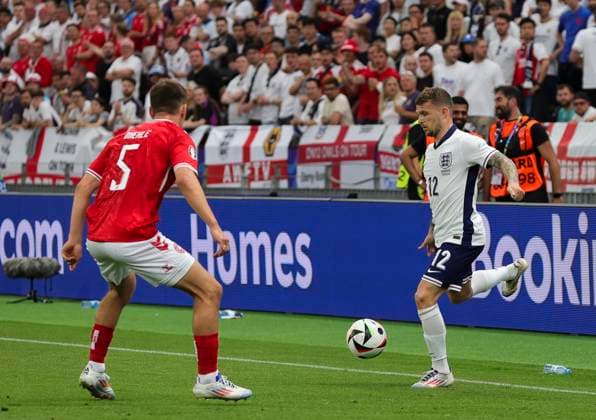 Denmark v England UEFA EURO, EM, Europameisterschaft,Fussball 2024 Group C Kieran Trippier of England in possession during the UEFA Euro 2024 Group C match between Denmark and England at the Deutsche Bank Park, Frankfurt Copyright: xPaulxChestertonx FIL-20272-0057 UK Newspapers OUT