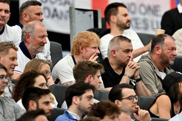 20 06 2024, xscotx, European Football Championship 2024, Denmark England, emspor, v l Singer and world star Ed Sheeran Singer Songwriter Frankfurt am Main
