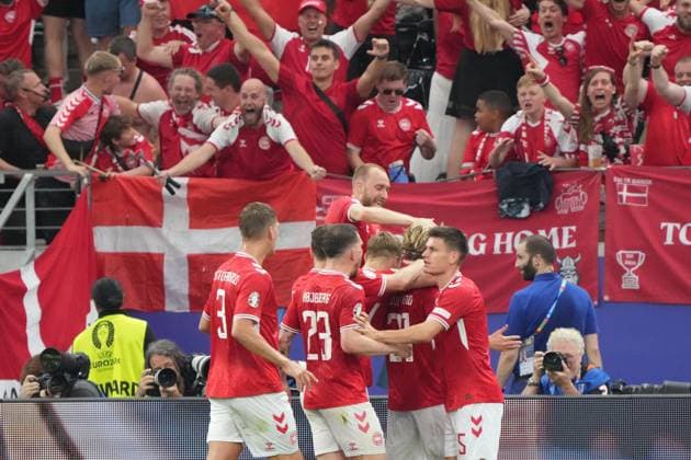 celebrate the goal, goal celebration for 1 1 Morten Hjulmand Denmark, Denmark, 21 Frankfurt 20 06 2024 England vs Denmark, EURO2024 M17, Group C, EM Arena Frankfurt