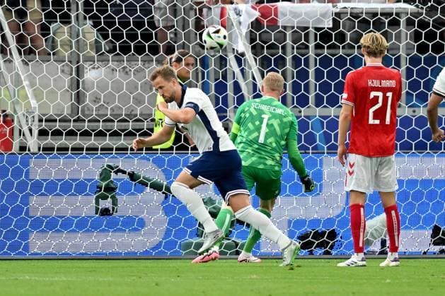20 06 2024, xscotx, Football EM 2024, Denmark England, emspor, v l goal celebration after the goal celebrating the goal celebrate 0 1 by Harry Kane England Frankfurt am Main