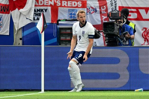 20 06 2024, xscotx, Football EM 2024, Denmark England, emspor, v l goal celebration after the goal celebrating the goal celebrate 0 1 by Harry Kane England Frankfurt am Main