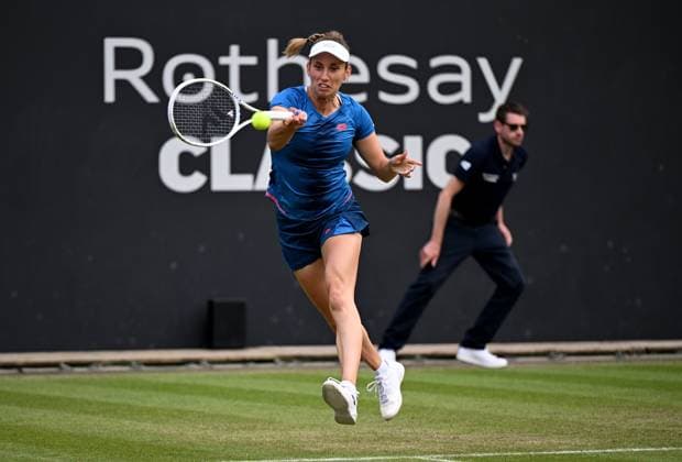 Elise Mertens of Belgium in action during her second round match before retiring due to injury Rothesay Classic Birmingham, Day 4, Tennis, Edgbaston Priory Club, Birmingham, UK - 20 June 2024  Copyright: xAnnaxGowthorpe Shutterstockx 14543327cm