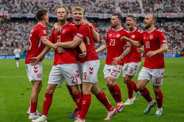 GER, EURO 2024, Group C, Denmark DEN vs England GBR 20 06 2024, Frankfurt Arena, Frankfurt, GER, EURO 2024, Group C, Denmark DEN vs England GBR In the picture Cheering after the goal for 1 1 goal cheering cheering cheering Morten Hjulmand Denmark DEN, 21 Gestures, facial expressions, emotions nordphotoxGmbHxx xDenkinger nph00015