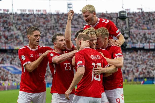 GER, EURO 2024, Group C, Denmark DEN vs England GBR 20 06 2024, Frankfurt Arena, Frankfurt, GER, EURO 2024, Group C, Denmark DEN vs England GBR In the picture Cheering after the goal for 1 1 goal cheering cheering cheering Morten Hjulmand Denmark DEN, 21 Gestures, facial expressions, emotions nordphotoxGmbHxx xDenkinger nph00015