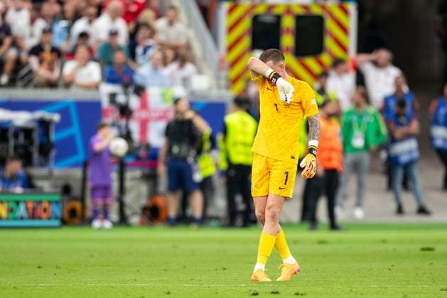 UEFA EURO 2024 Denmark England 20 06 2024 Jordan Pickford England, 1 UEFA EURO 2024 Denmark England Frankfurt Arena, Frankfurt am Main 20 06 2024 Copyright: xBEAUTIFULxSPORTS Buriakovx