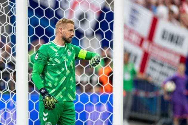 UEFA EURO 2024 Denmark England 20 06 2024 Kasper Schmeichel Denmark, 1 UEFA EURO 2024 Denmark England Frankfurt Arena, Frankfurt am Main 20 06 2024 Copyright: xBEAUTIFULxSPORTS Buriakovx