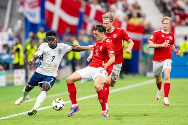 Denmark v England, UEFA EURO, EM, Europameisterschaft,Fussball 2024, Frankfurt, Germany Frankfurt, Germany. 20th, June 2024. Bukayo Saka (7) of England and Andreas Christensen (6) of Denmark seen during the UEFA Euro 2024 match in Group C between Denmark and the England at Deutsche Bank Park in Frankfurt. Frankfurt Germany  Copyright: xGonzalesxPhoto FrederikkexJensenx