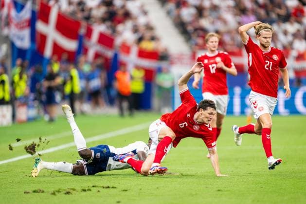 Denmark v England, UEFA EURO, EM, Europameisterschaft,Fussball 2024, Frankfurt, Germany Frankfurt, Germany. 20th, June 2024. Bukayo Saka (7) of England and Andreas Christensen (6) of Denmark seen during the UEFA Euro 2024 match in Group C between Denmark and the England at Deutsche Bank Park in Frankfurt. Frankfurt Germany  Copyright: xGonzalesxPhoto FrederikkexJensenx