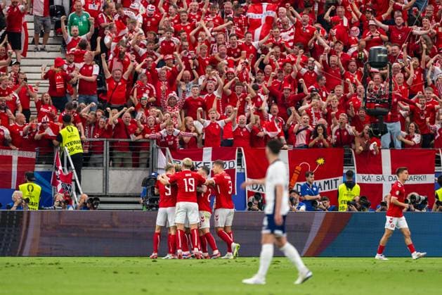 Denmark v England, UEFA EURO, EM, Europameisterschaft,Fussball 2024, Frankfurt, Germany Frankfurt, Germany. 20th, June 2024. Morten Hjulmand (21) of Denmark equalises for 1-1 during the UEFA Euro 2024 match in Group C between Denmark and the England at Deutsche Bank Park in Frankfurt. Frankfurt Germany  Copyright: xGonzalesxPhoto FrederikkexJensenx