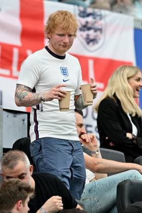 20 06 2024, xscotx, European Football Championship 2024, Denmark England, emspor, v l Singer and world star Ed Sheeran Singer Songwriter Frankfurt am Main