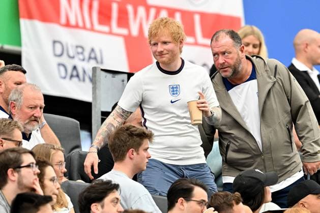 20 06 2024, xscotx, European Football Championship 2024, Denmark England, emspor, v l Singer and world star Ed Sheeran Singer Songwriter Frankfurt am Main