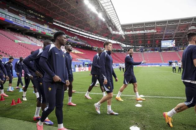 séance d entraînement MD-1 au stade de Leipzig, le 20 juin 2024, à la veille de leur match de football du groupe D de l UEFA EURO, EM, Europameisterschaft,Fussball 2024 contre les Pays-Bas. FOOTBALL : - UEFA Euro 2024 entraînement de l équipe de France. séance d entraînement MD-1 au stade de Leipzig, - 20 06 2024 ElyxandroCegarra Panoramic 