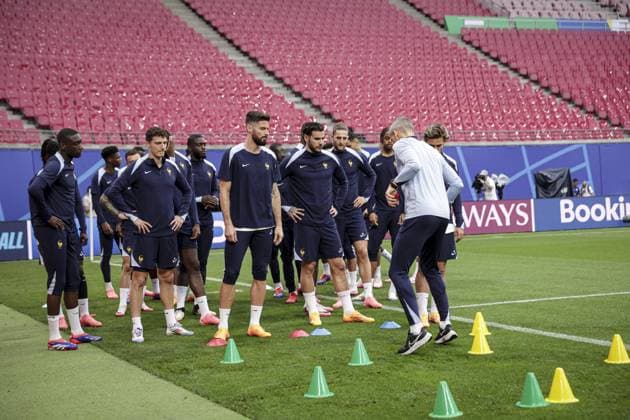 séance d entraînement MD-1 au stade de Leipzig, le 20 juin 2024, à la veille de leur match de football du groupe D de l UEFA EURO, EM, Europameisterschaft,Fussball 2024 contre les Pays-Bas. FOOTBALL : - UEFA Euro 2024 entraînement de l équipe de France. séance d entraînement MD-1 au stade de Leipzig, - 20 06 2024 ElyxandroCegarra Panoramic 