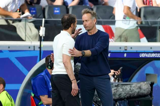 Gareth Southgate England, coach and Kasper Hjulmand Denmark, coach after the match , Football, UEFA , European Championship, Group C 2024, Denmark vs England, 20 06 2024, Frankfurt Arena, Frankfurt, Germany Frankfurt Frankfurt Arena Hessen Germany Copyright: xGrantxHubbsx