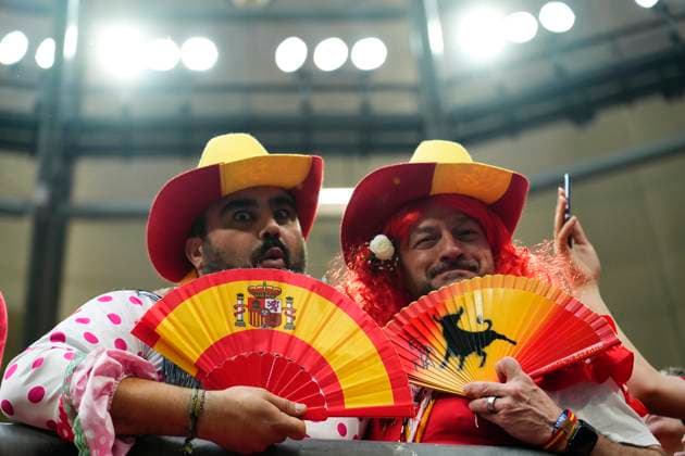 Spain v Italy: Group B - UEFA EURO, EM, Europameisterschaft,Fussball 2024 Spanish supporters prior the UEFA EURO 2024 group stage match between Spain and Italy at Arena AufSchalke on June 20, 2024 in Gelsenkirchen, Germany. Gelsenkirchen Germany  Copyright: xJosexBretonx originalFilename:breton-spainvit240620_npMez.jpg