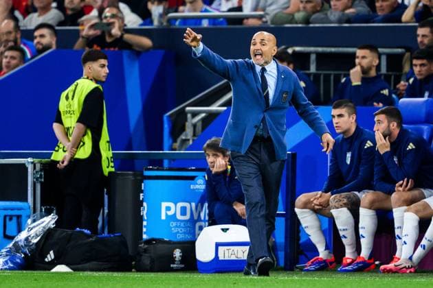 240620 Head coach Luciano Spalletti of Italy during the UEFA Euro 2024 Football Championship match between Spain and Italy on June 20, 2024 in Gelsenkirchen Photo Jesper Zerman BILDBYRAN kod JZ JZ0544 fotboll football soccer fotballs em europamästerskap em uefa euro uefa european football championship euro 2024 spanien spain italy bbeng  Copyright: JESPERxZERMAN BB240620JZ074