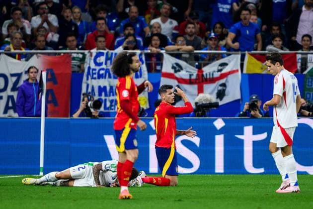 240620 Alvaro Morata of Spain reacts during the UEFA Euro 2024 Football Championship match between Spain and Italy on June 20, 2024 in Gelsenkirchen Photo Jesper Zerman BILDBYRAN kod JZ JZ0544 fotboll football soccer fotballs em europamästerskap em uefa euro uefa european football championship euro 2024 spanien spain italy bbeng  Copyright: JESPERxZERMAN BB240620JZ087