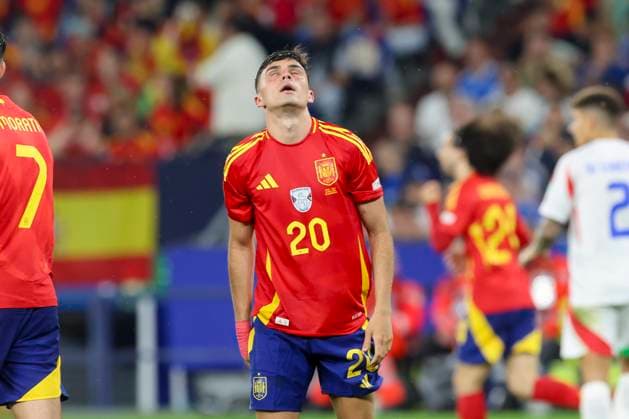 Pedri Spain looks disappointed, UEFA EURO 2024 Group B, Spain vs Italy, Arena AufSchalke, 20 06 2024, Gelsenkirchen, Germany