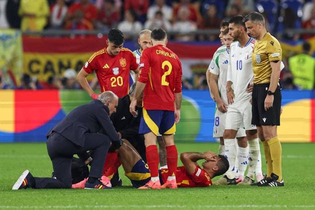 Rodri of Spain with an injury Spain v Italy, UEFA European Championship, EM, Europameisterschaft 2024, Group B, Football, Arena AufSchalke, Gelsenkirchen, Germany, 20 Jun 2024 EDITORIAL USE ONLY No use with unauthorised audio, video, data, fixture lists, club league logos or live services. Online in-match use limited to 120 images, no video emulation. No use in betting, games or single club league player publications. Copyright: xPaulxCurrie Shutterstockx 14543734cz