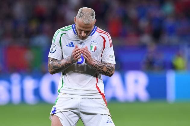 Soccer UEFA EURO 2024 Group Stage 2 Matchday Spain Italy on 20 06 2024 at the Arena AufSchalke in Gelsenkirchen Giovanni Di Lorenzo Italy disappointed xRx