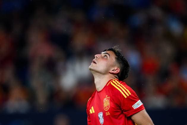 240620 Pedri of Spain looks dejected during the UEFA Euro 2024 Football Championship match between Spain and Italy on June 20, 2024 in Gelsenkirchen Photo Jesper Zerman BILDBYRAN kod JZ JZ0544 fotboll football soccer fotballs em europamästerskap em uefa euro uefa european football championship euro 2024 spanien spain italy bbeng depp  Copyright: JESPERxZERMAN BB240620JZ232