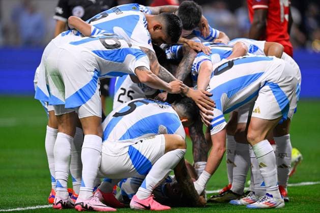 RECORD DATE NOT STATED Copa America USA 2024 Argentina vs Canada Julian Alvarez celebrates his goal 1-0 of Argentina during the game between Argentina and Canada as part of the CONMEBOL Copa America USA 2024 group A, at Mercedes Benz Stadium, on June 20, 2024 in Atlanta, Georgia ATLANTA GEORGIA UNITED STATES  Copyright: xJorgexMartinezx 20240620202121_CA_GA_2024_ARG_CAN_ALVAREZ166