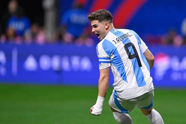 RECORD DATE NOT STATED Copa America USA 2024 Argentina vs Canada Julian Alvarez celebrates his goal 1-0 of Argentina during the game between Argentina and Canada as part of the CONMEBOL Copa America USA 2024 group A, at Mercedes Benz Stadium, on June 20, 2024 in Atlanta, Georgia ATLANTA GEORGIA UNITED STATES  Copyright: xJorgexMartinezx 20240620202123_CA_GA_2024_ARG_CAN_ALVAREZ173