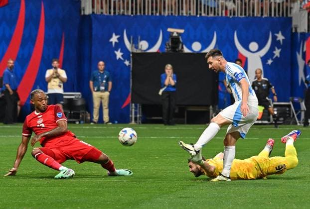 RECORD DATE NOT STATED Copa America USA 2024 Argentina vs Canada Lionel Messi of Argentina during the game between Argentina and Canada as part of the CONMEBOL Copa America USA 2024 group A, at Mercedes Benz Stadium, on June 20, 2024 in Atlanta, Georgia ATLANTA GEORGIA UNITED STATES  Copyright: xDavidxLeahx 20240620205818_CA_GA_2024_ARG_CAN_ARGENTINA228