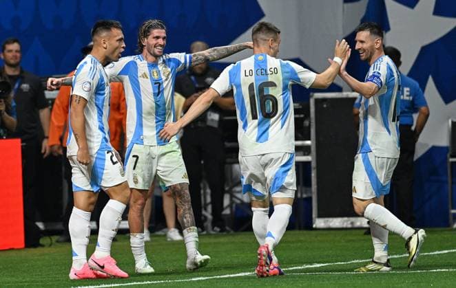 RECORD DATE NOT STATED Copa America USA 2024 Argentina vs Canada Lautaro Martinez celebrates his goal 2-0 of Argentina during the game between Argentina and Canada as part of the CONMEBOL Copa America USA 2024 group A, at Mercedes Benz Stadium, on June 20, 2024 in Atlanta, Georgia ATLANTA GEORGIA UNITED STATES  Copyright: xDavidxLeahx 20240620211349_CA_GA_2024_ARG_CAN_MARTINEZ277